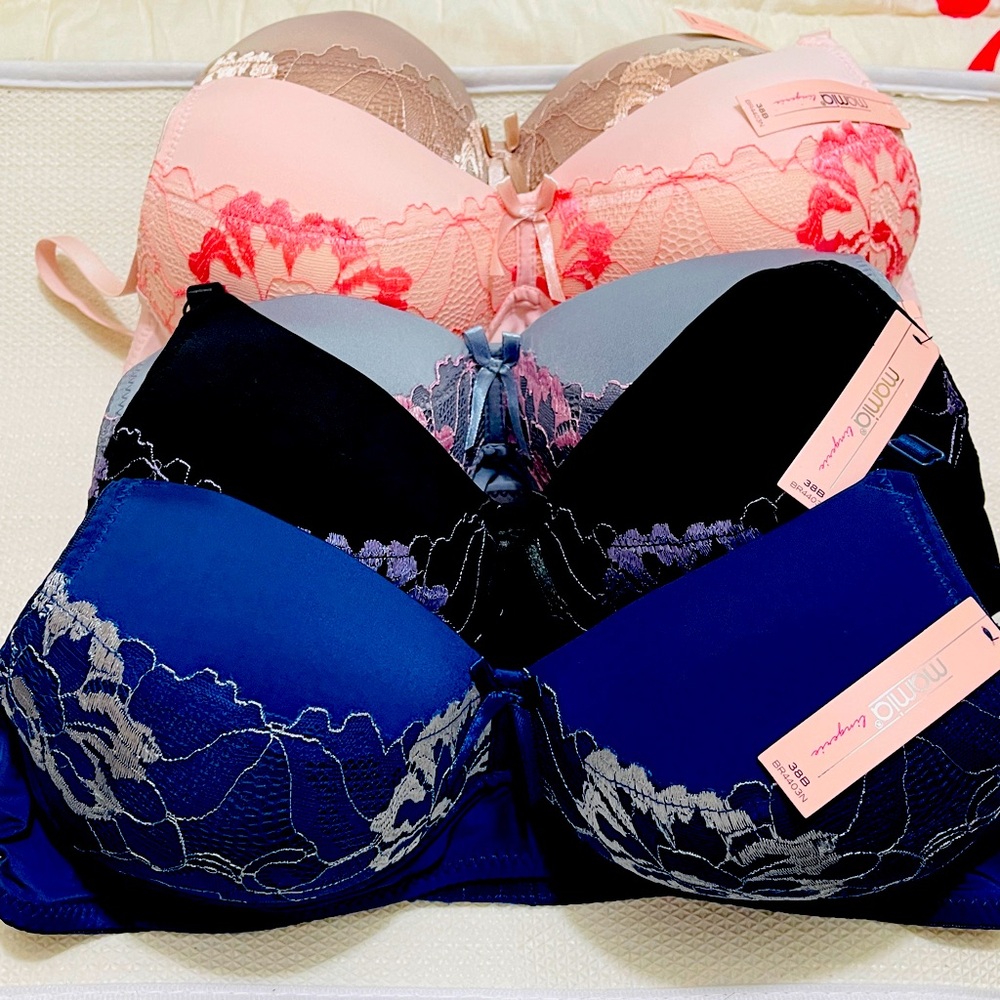 Lot Of 5 Mamia Bra 38B Padded Underwire Adjustable Clasp Back New
